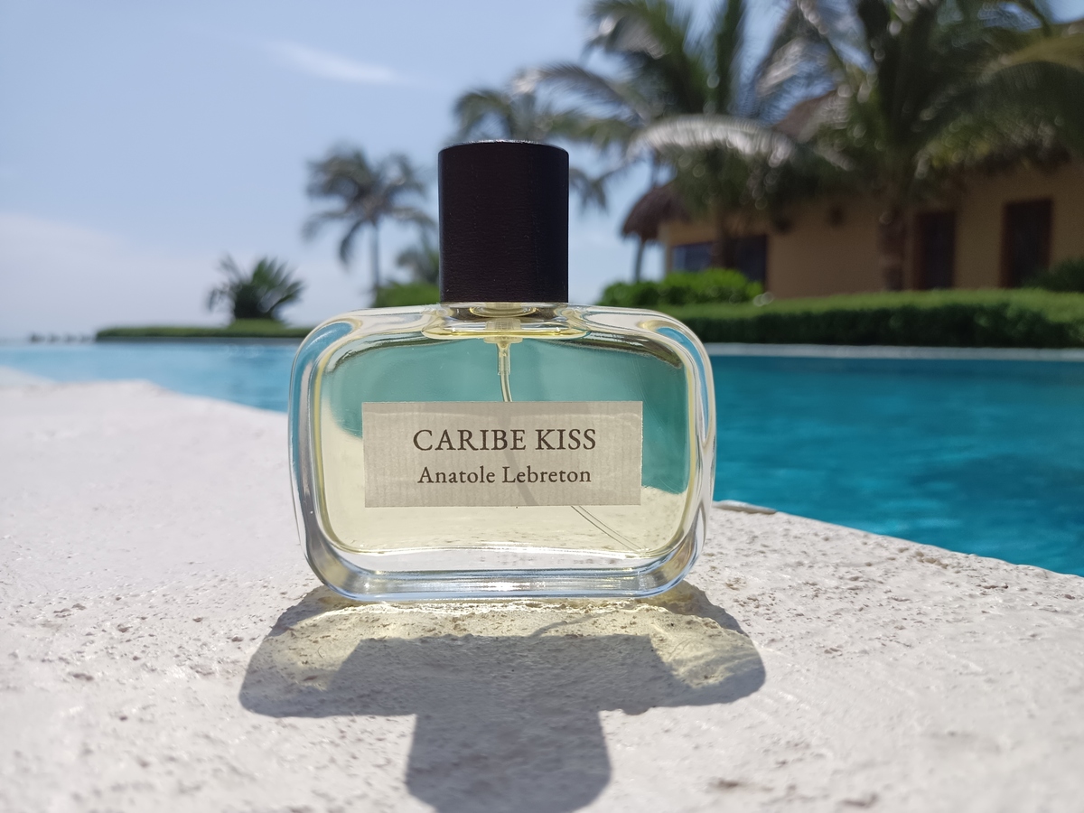 Caribe Kiss - Anatole Lebreton